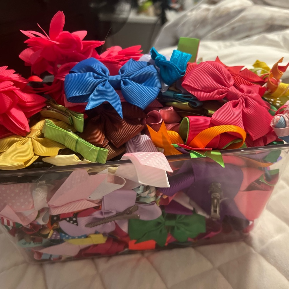 Over 170 hair bows for girls most are Handmade Frozen Princess Gymboree